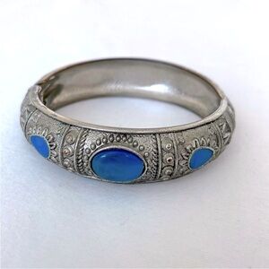 1980s silver tone bangle with blue enamel stones #vintagejewellery